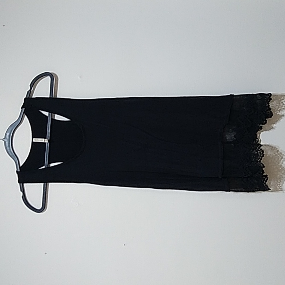 J & K Black Sleeveless Tunic Top